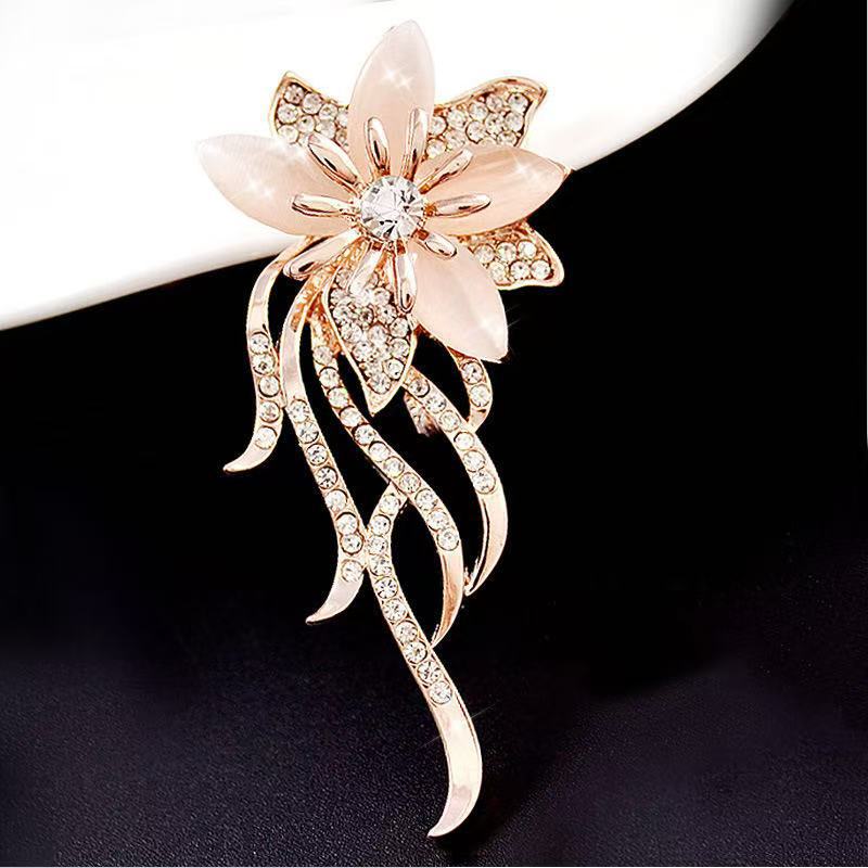 Vintage-Broschen mit Katzenaug – Women Accessories Bouquet Bewertung und Preis