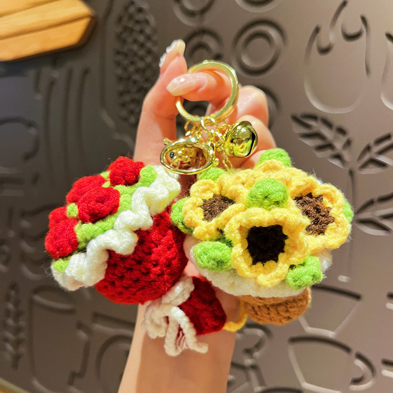 Gestrickter Blumenstrauß, Auto – Women Accessories Bouquet Bewertung und Preis